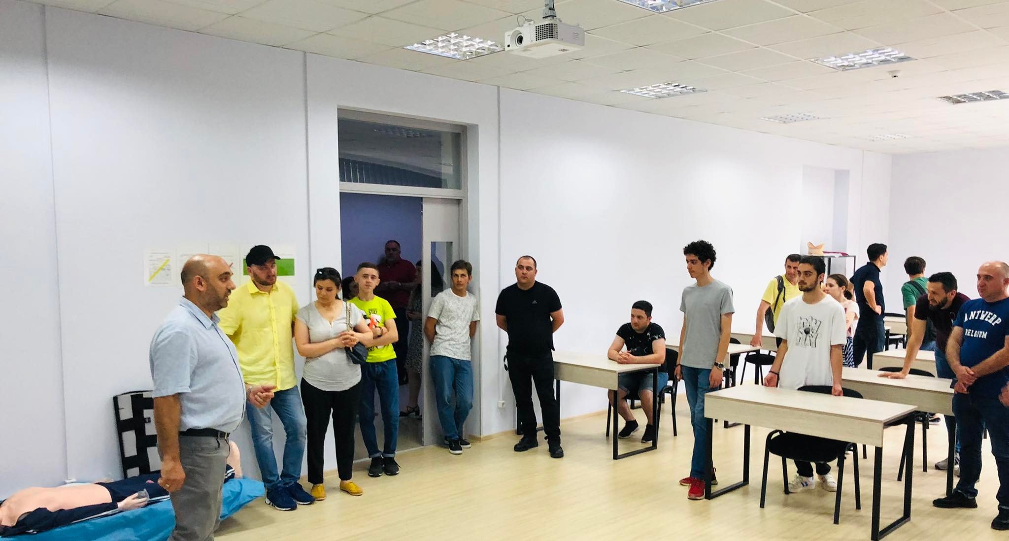 ღია კარის დღე